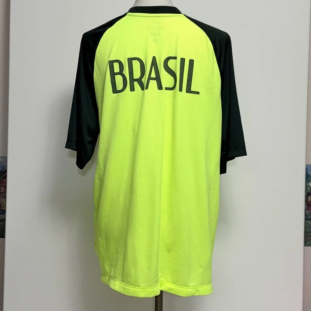 Nike Brazil CBF Training Jersey XL Volt Black Dri-FIT Soccer Shirt BRASIL